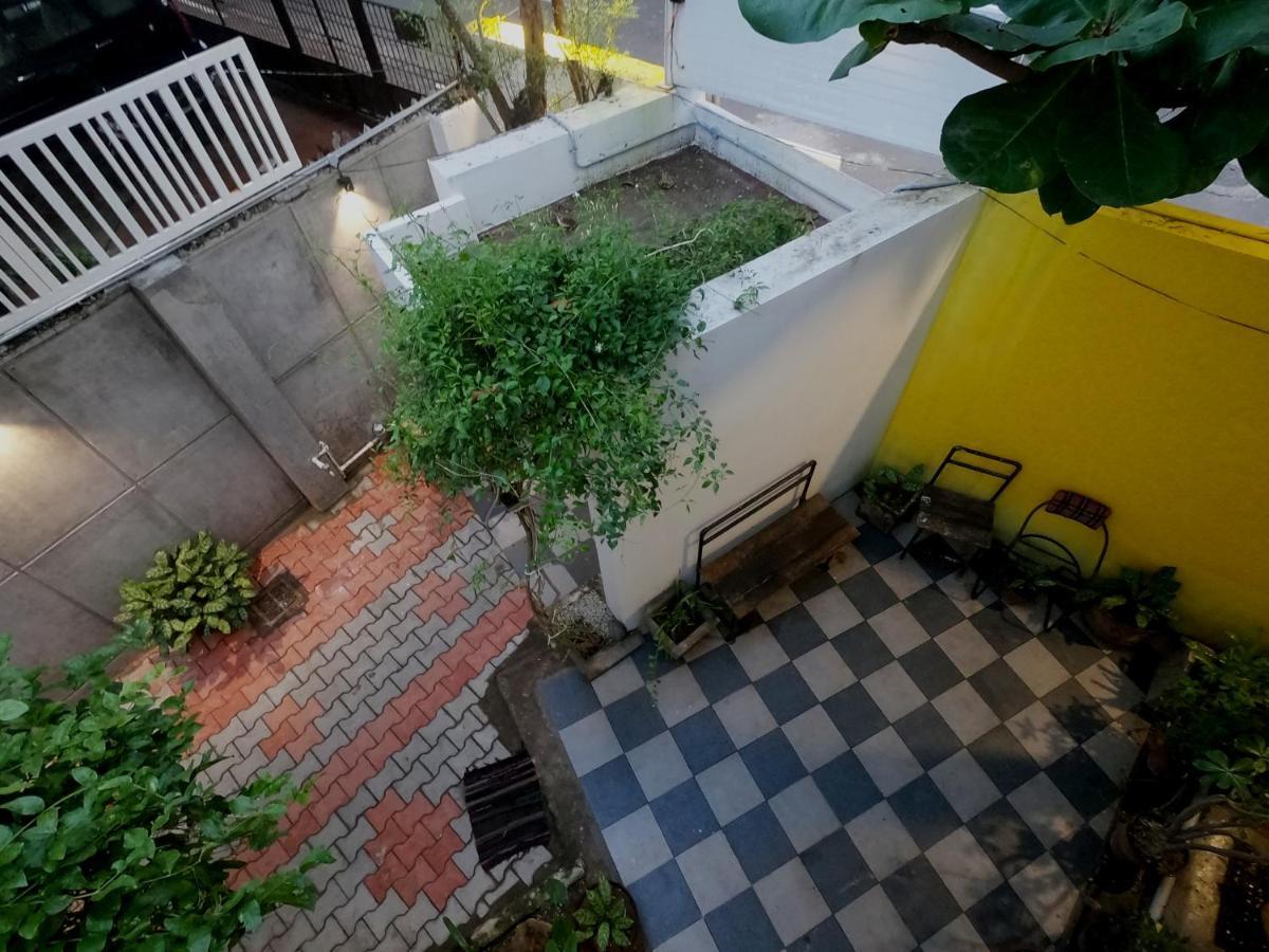 Le Sunshine Residency Apartment ปอนดิเชอรี ภายนอก รูปภาพ
